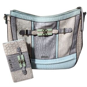 Guess alligator cracked leather purse wallet‎ combo guc baby blue